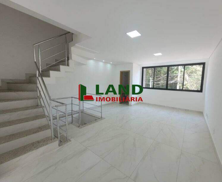Casa à venda no Itapoã: 