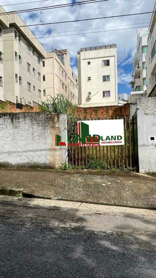 Lotes/Terrenos à venda no Santa Rosa: 