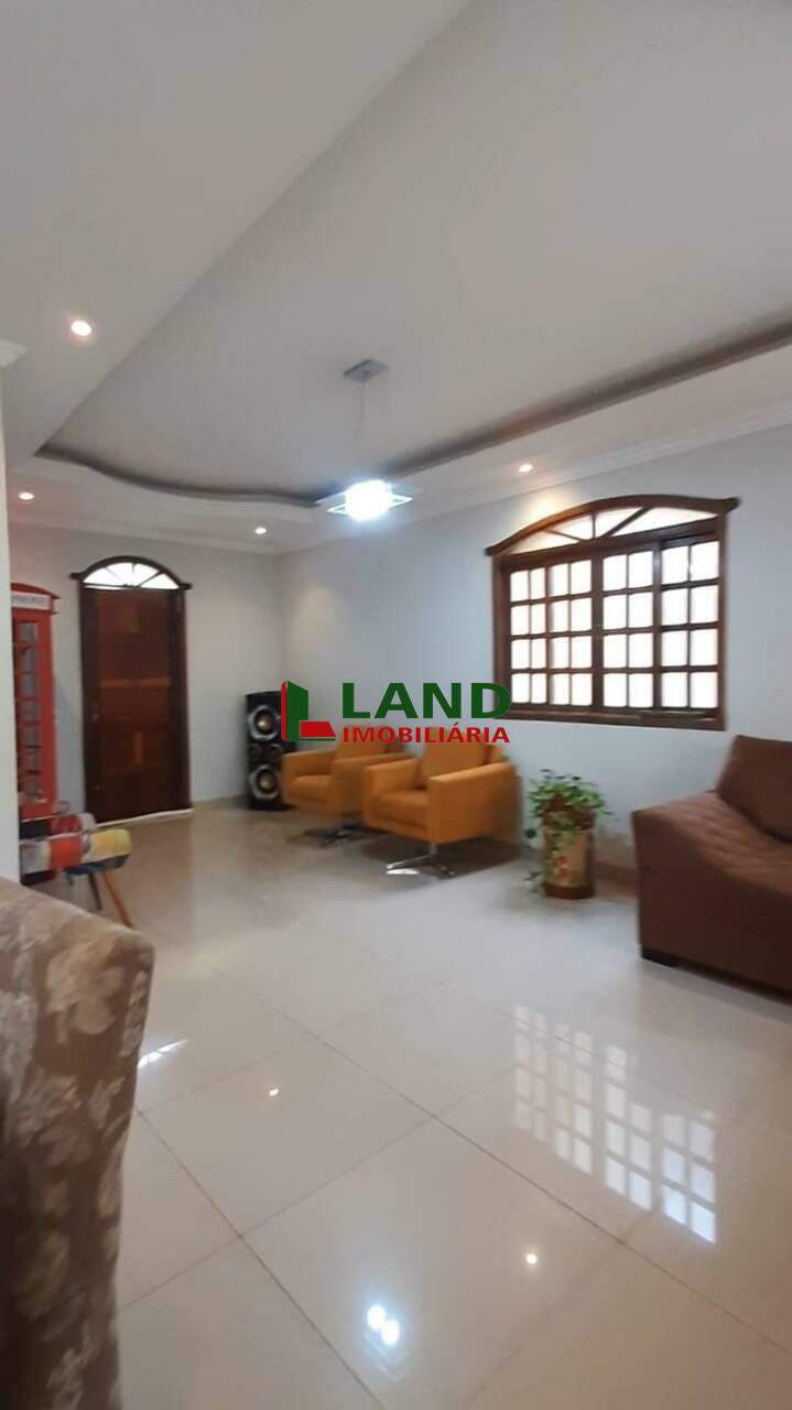 Casa à venda no Alto Caiçaras: 