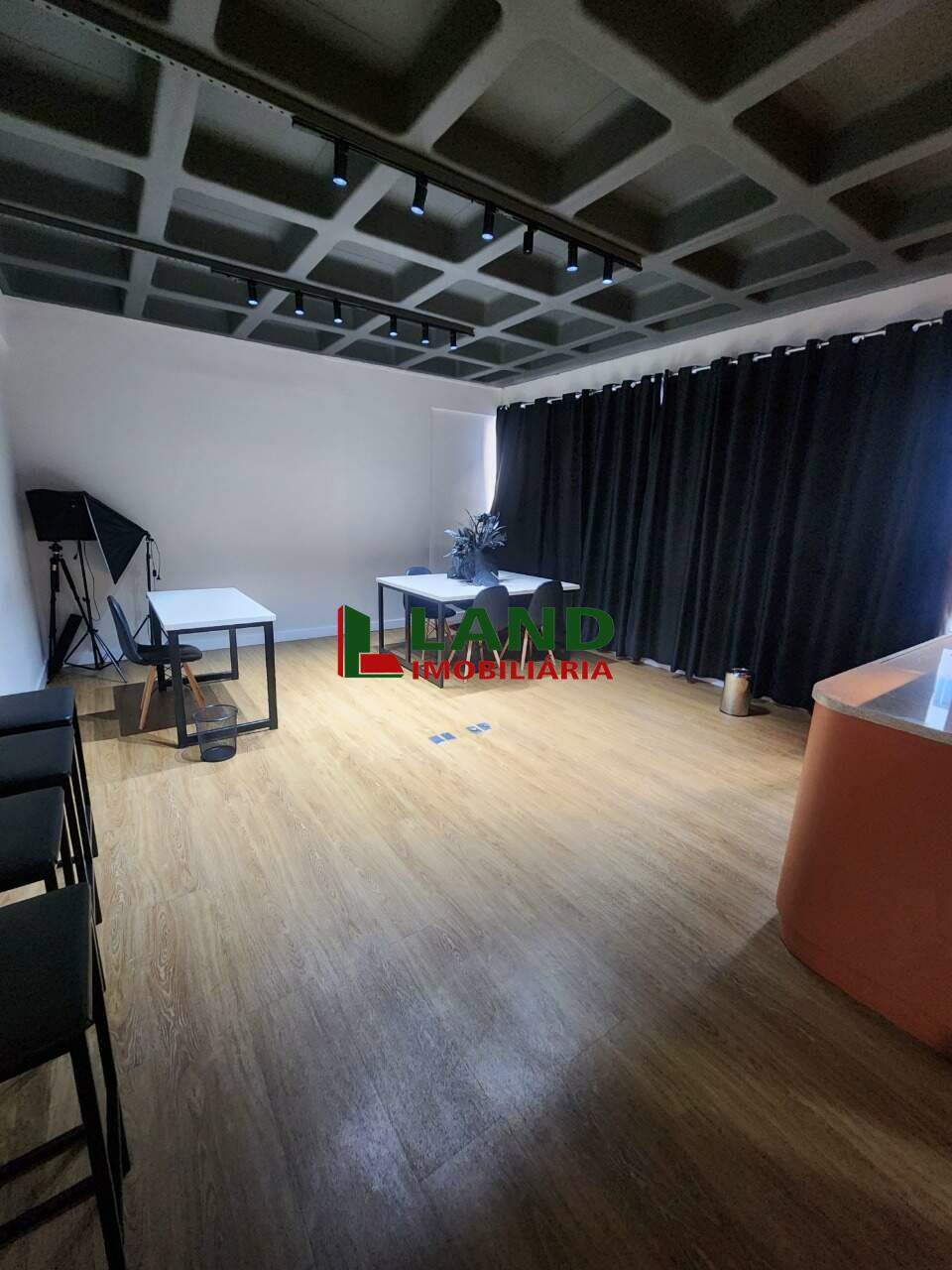 Sala comercial à venda no Liberdade/Jaraguá: 