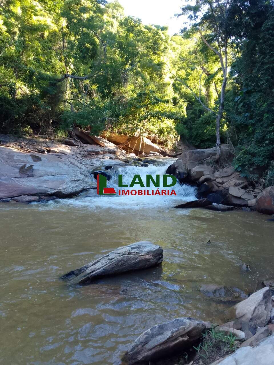 Chácara/Sítio/Pousada/Fazenda à venda no Dionisio: 