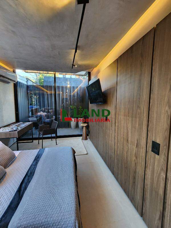 Loft/Studio/Flat à venda no Cidade Jardim: 