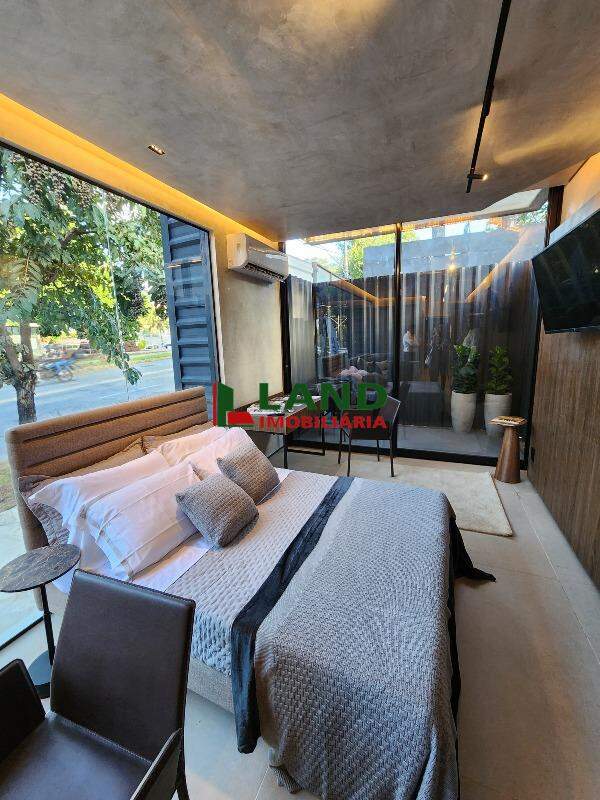 Loft/Studio/Flat à venda no Cidade Jardim: 
