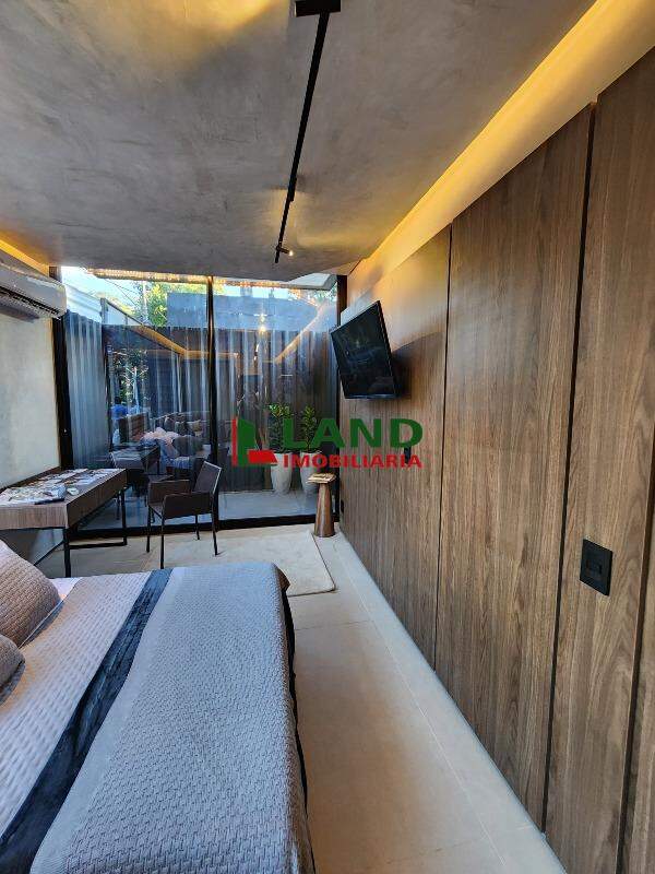 Loft/Studio/Flat à venda no Cidade Jardim: 
