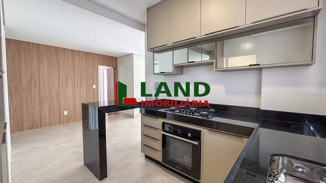 Apartamento à venda no Carmo: 