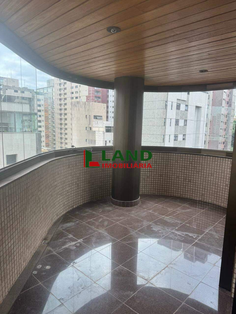 Apartamento à venda no Funcionários: 