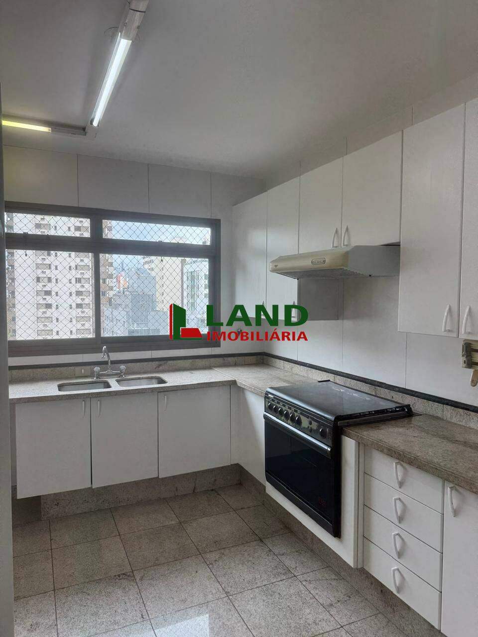 Apartamento à venda no Funcionários: 