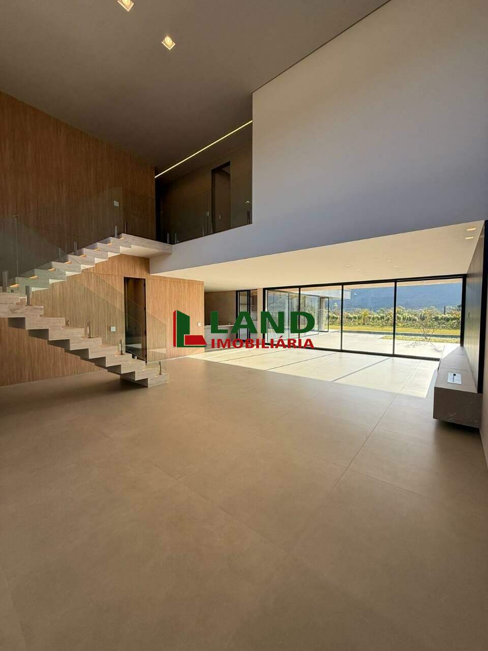 Casa à venda no Alphaville Lagoa dos Ingleses: 