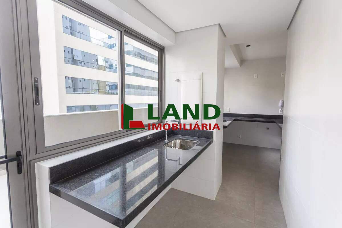 Apartamento à venda no Funcionários: 
