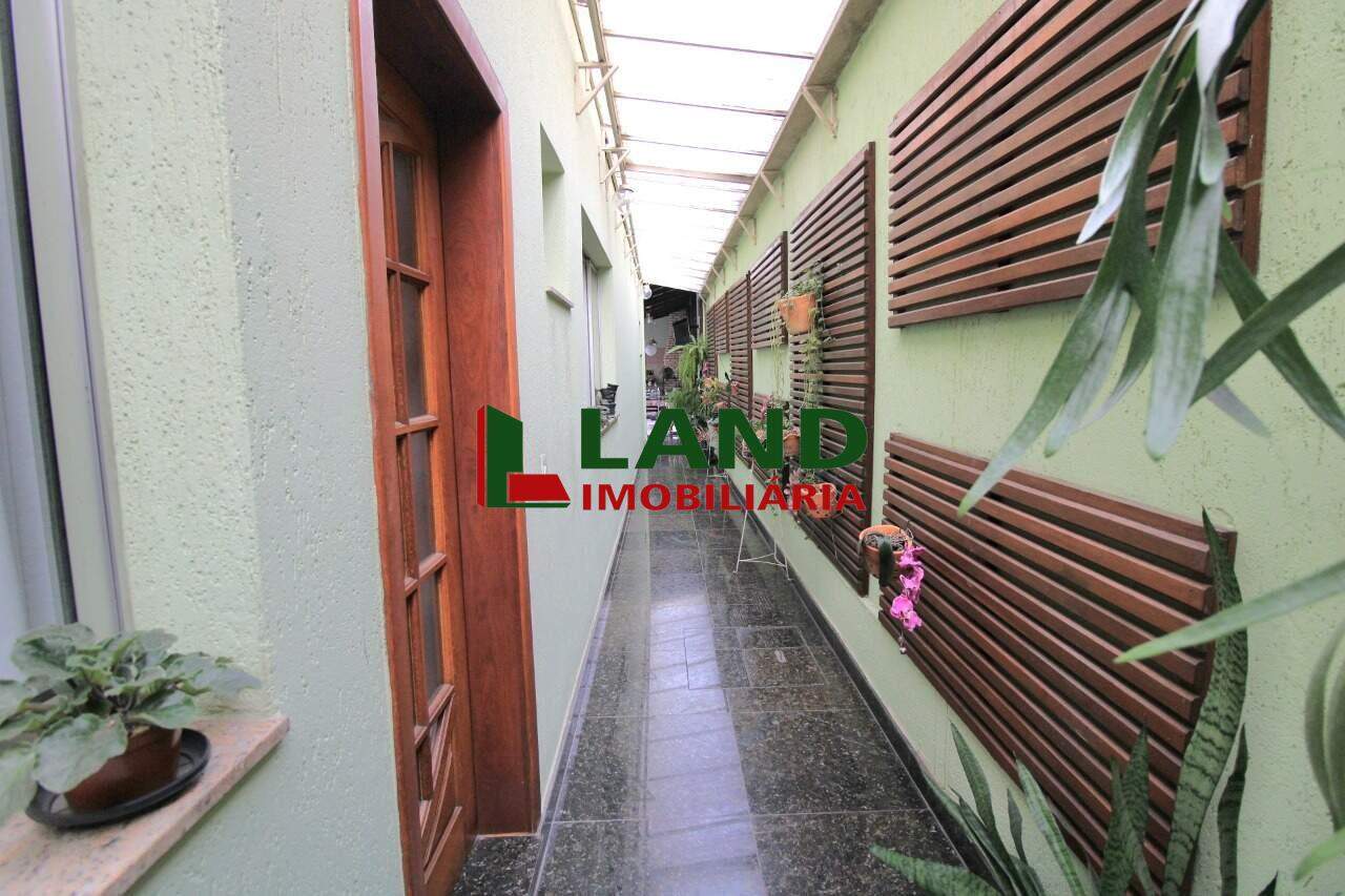 Casa à venda no Dona Clara: 