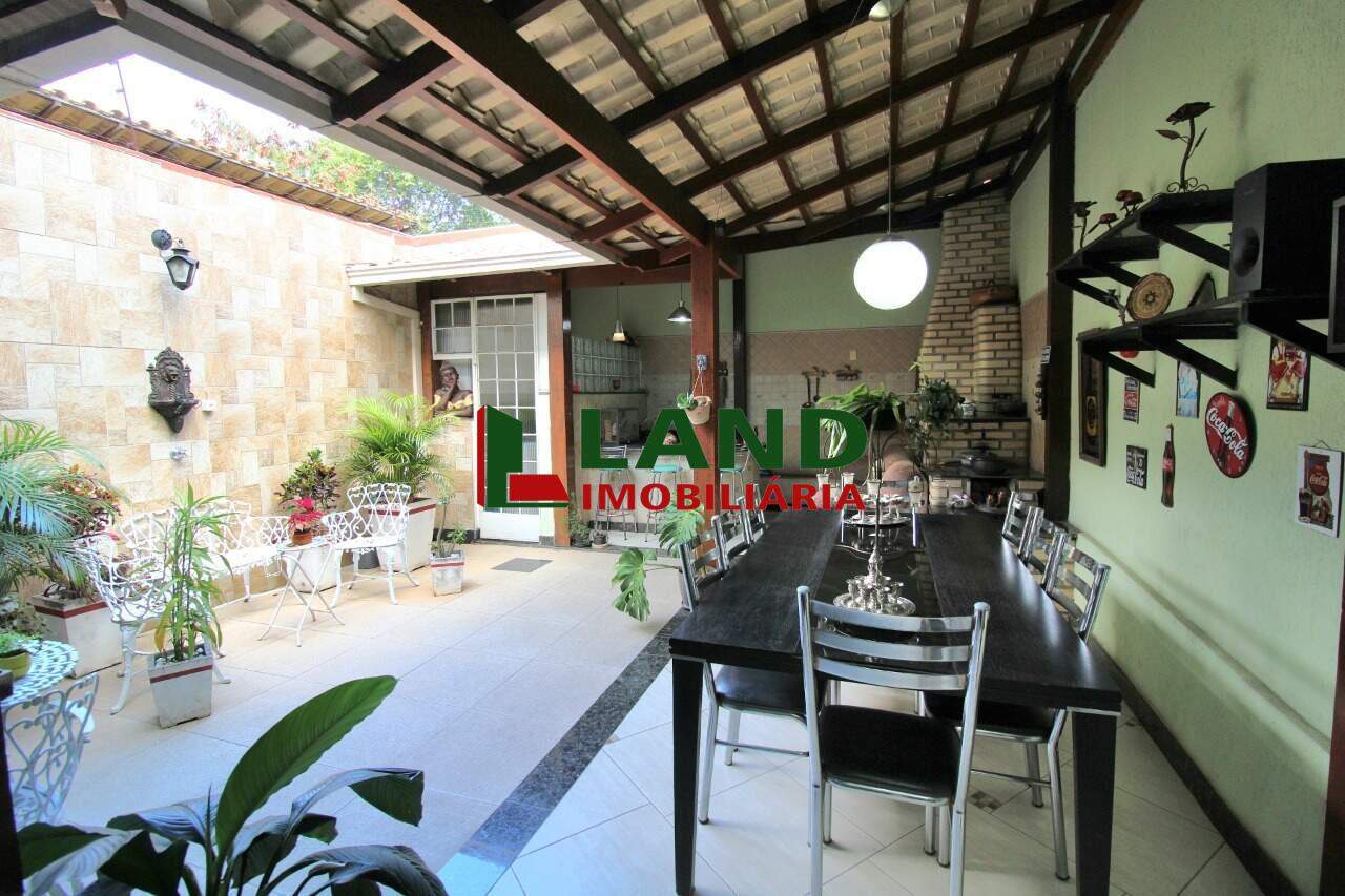 Casa à venda no Dona Clara: 