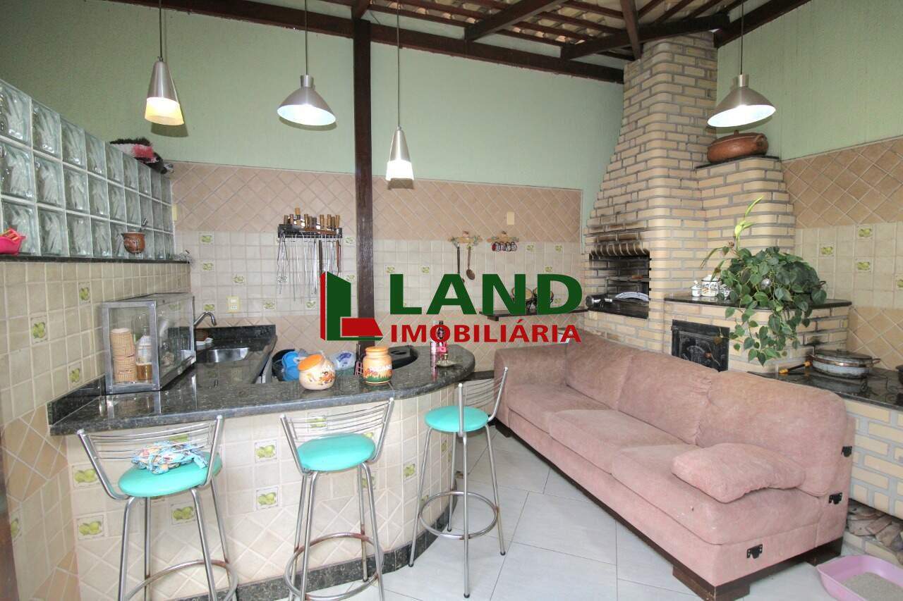 Casa à venda no Dona Clara: 