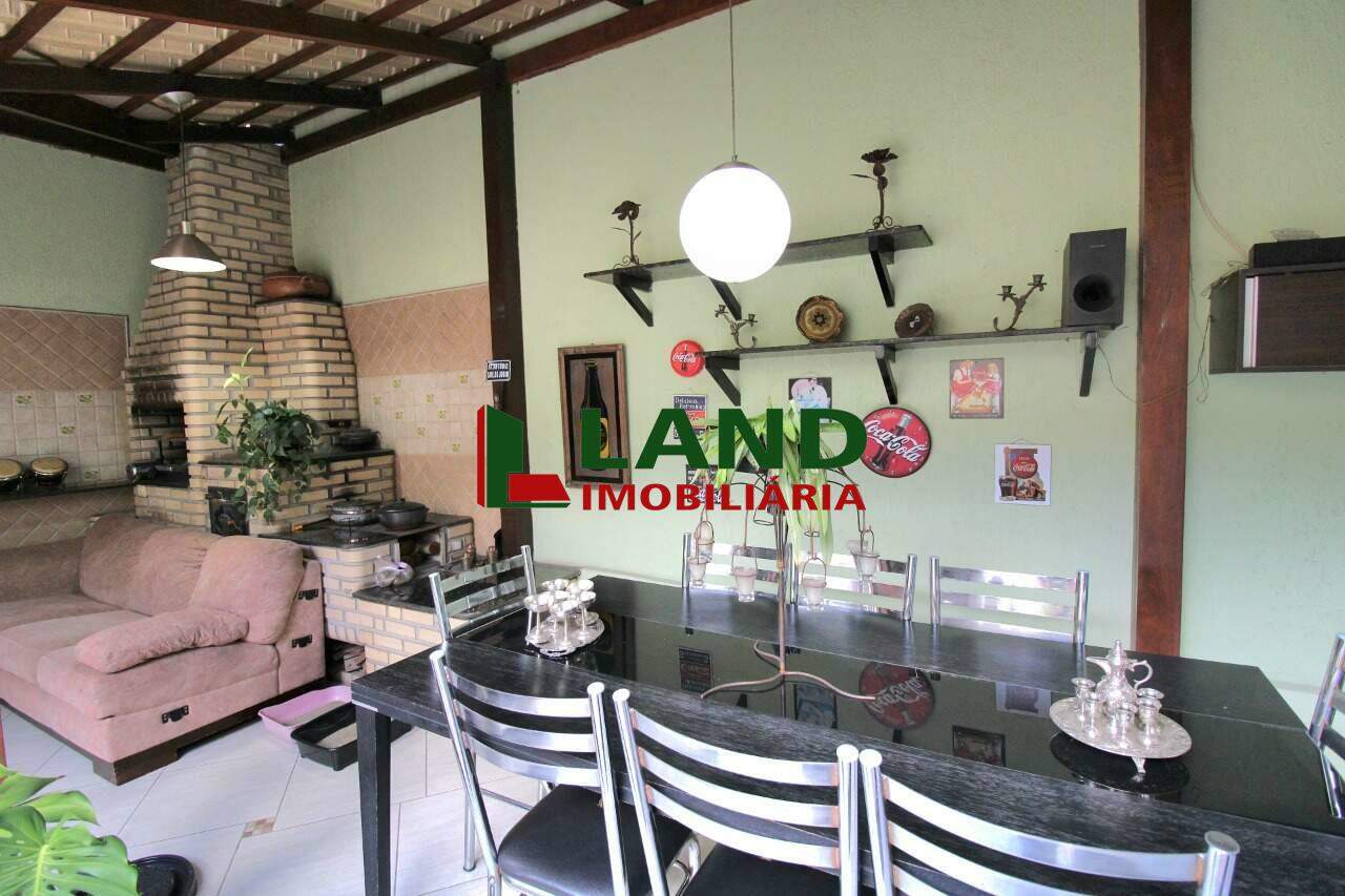 Casa à venda no Dona Clara: 
