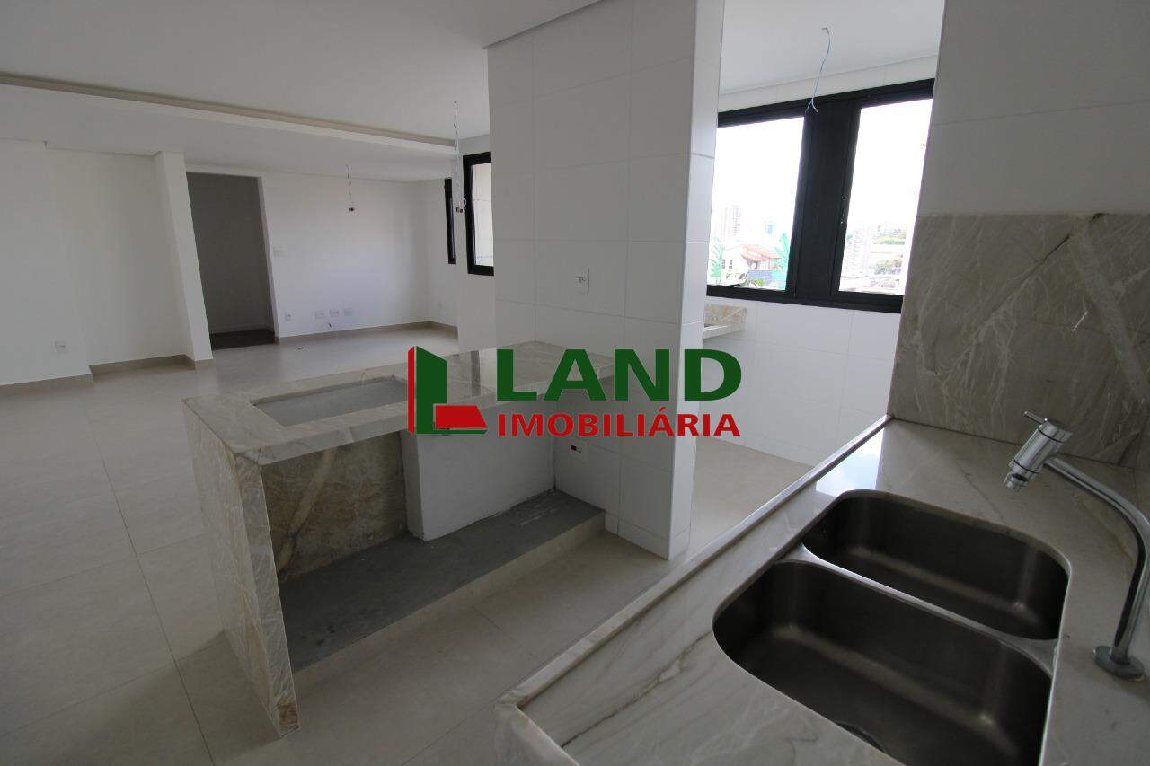 Apartamento à venda no Prado: 
