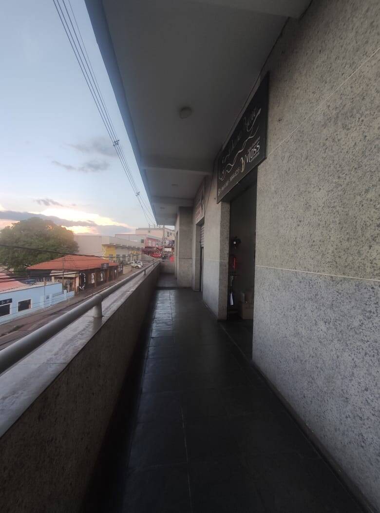 Sobreloja para aluguel no Centro: 