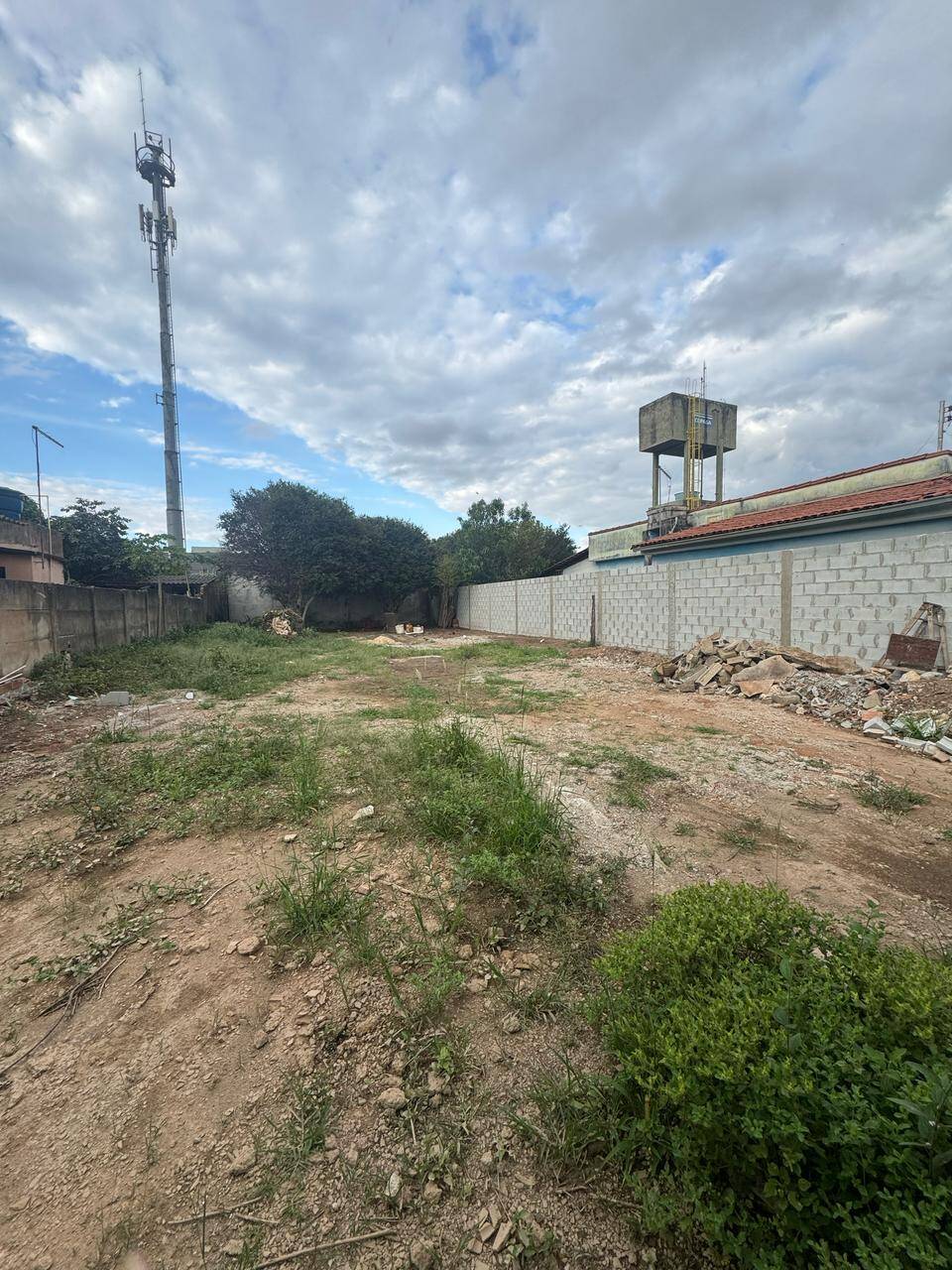 Lote para aluguel no Centro: 