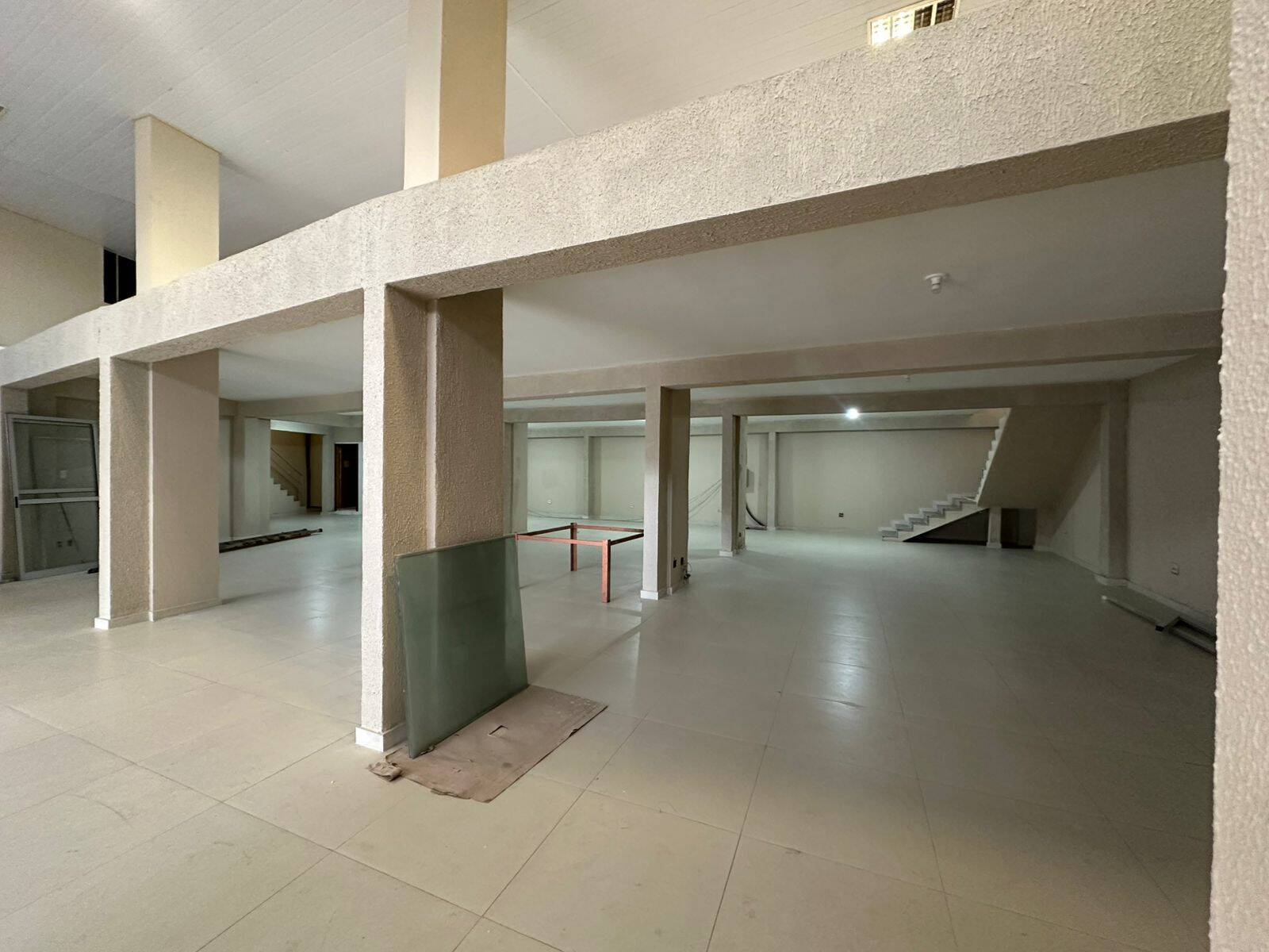 Loja para aluguel no Palmeiras (Parque Durval de Barros): 