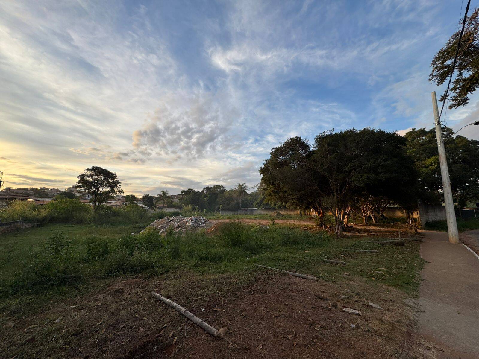 Terreno para aluguel no Centro: 