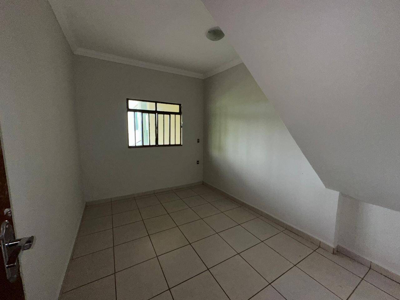 Casa para aluguel no Liberdade: 