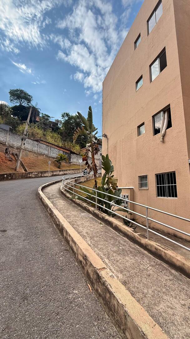 Apartamento para aluguel no Lago Azul - 2 Seção: 