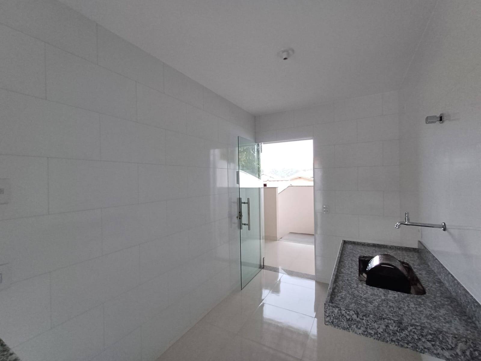 Casa Duplex à venda no Jardim das Flores: 