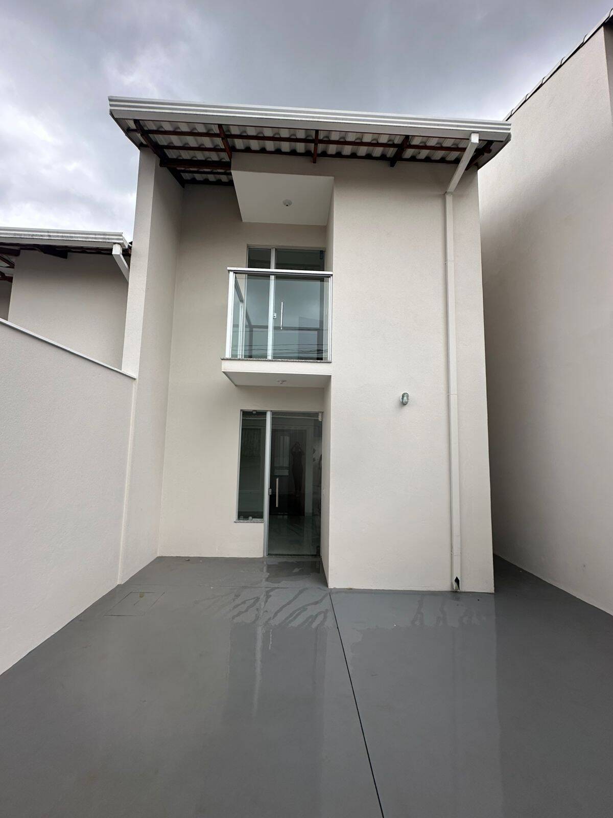 Casa Duplex à venda no Jardim das Flores: 