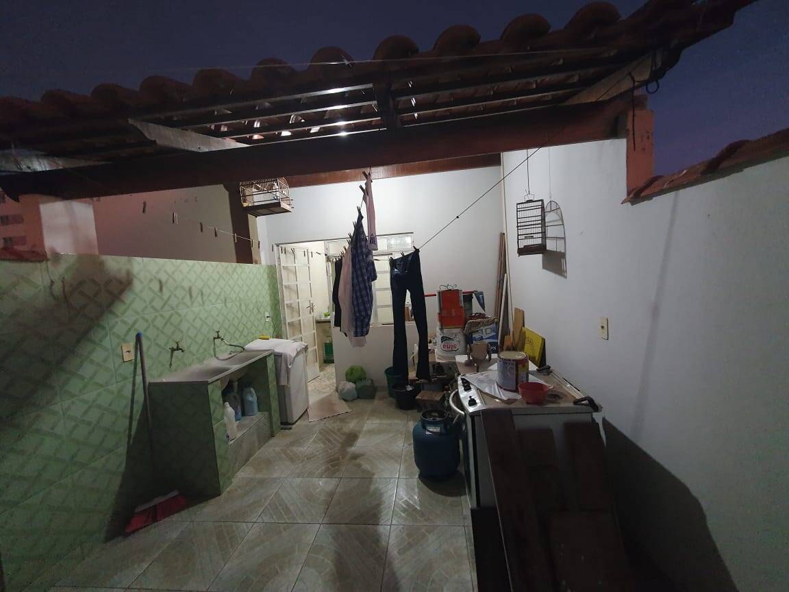 Casa à venda no Bandeirinhas: 