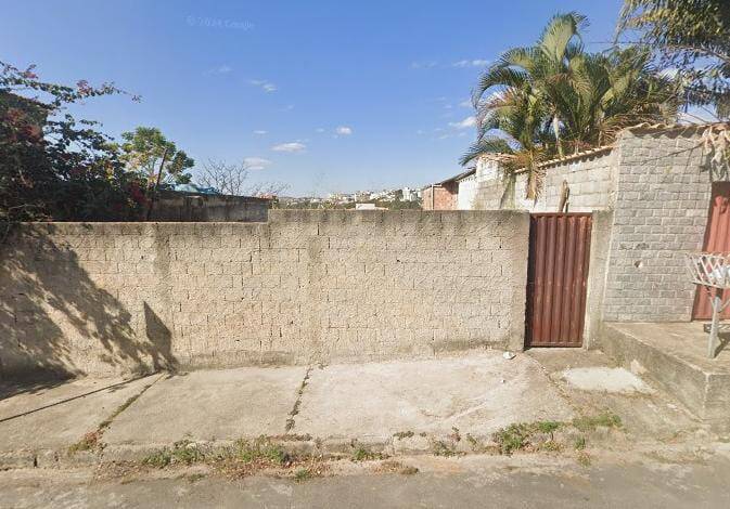 Lote à venda no Santa Rosa: 