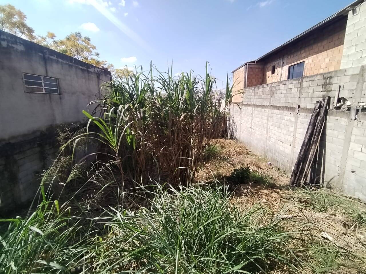 Lote à venda no Santa Rosa: 