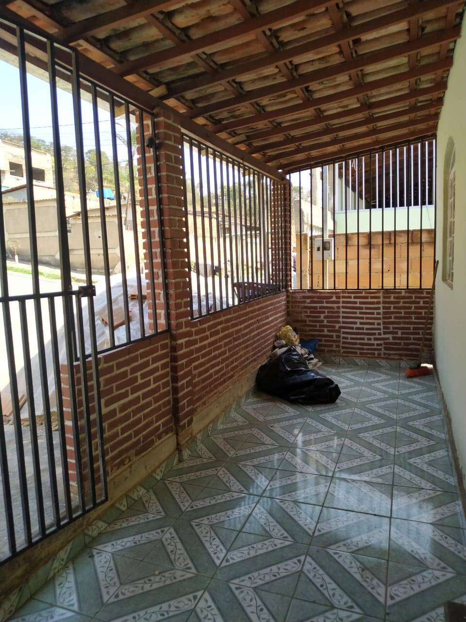 Casa à venda no Planalto: 