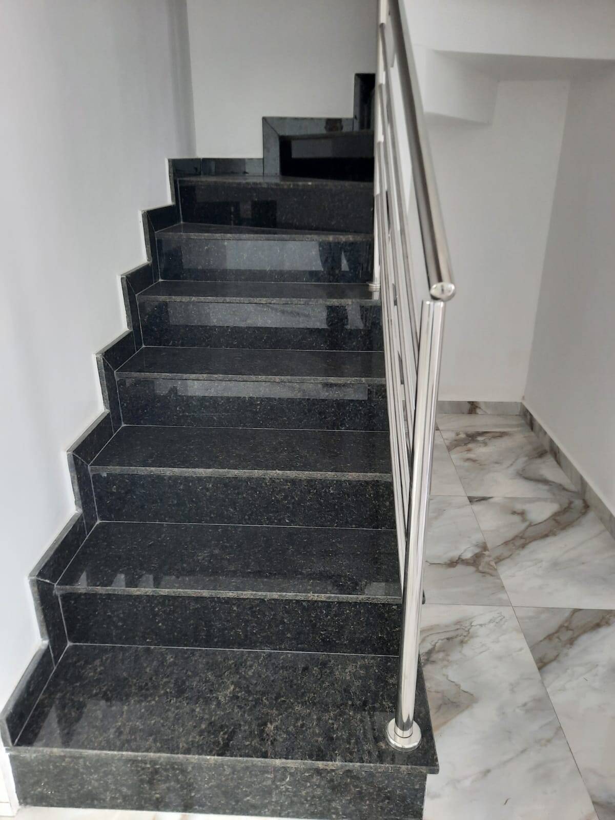 Casa Duplex à venda no Masterville: 