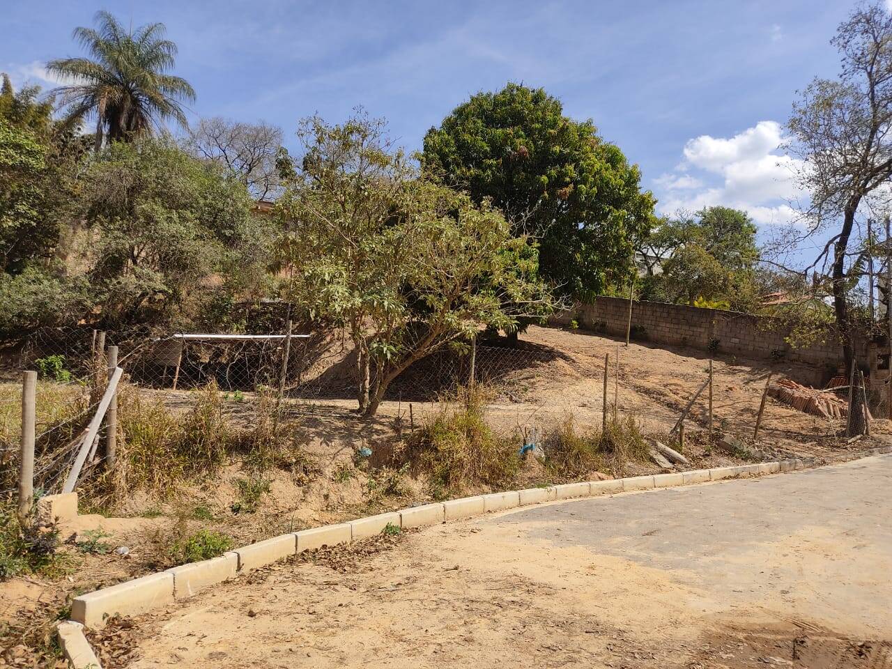 Chácara à venda no Jardim Anchieta: 