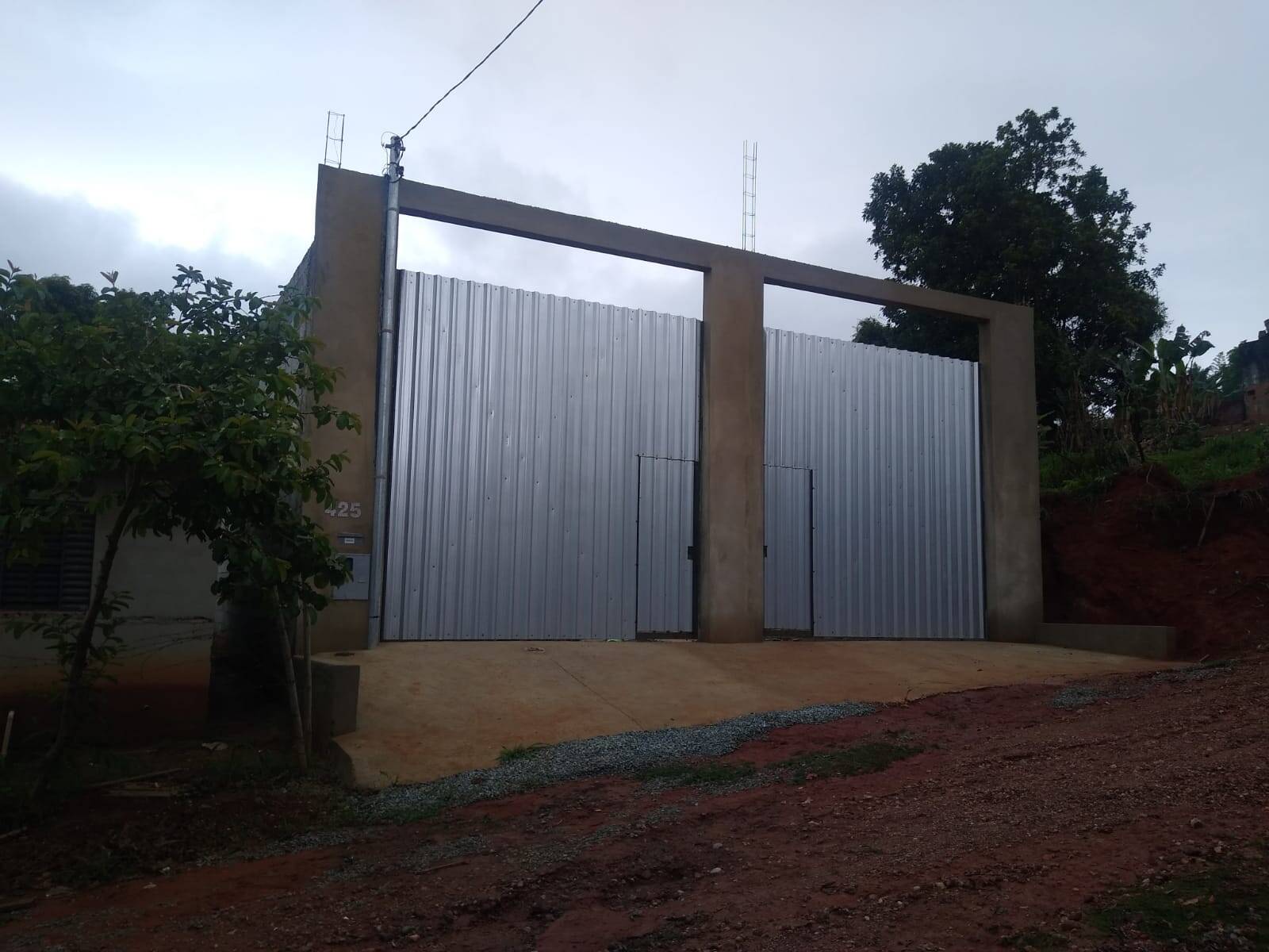 Galpão à venda no Jardim Serra Azul: 