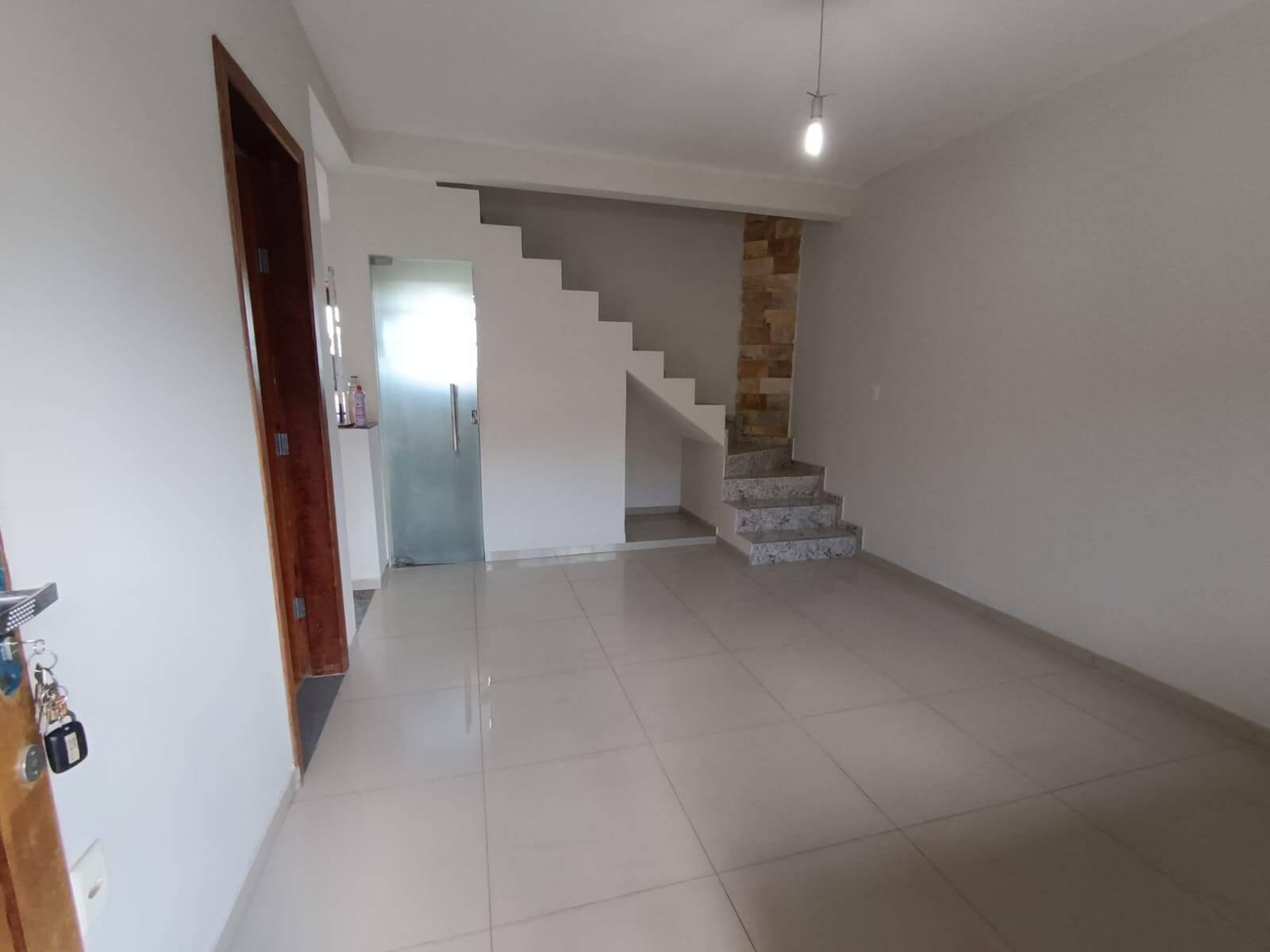 Casa Duplex à venda no Aparecida (Parque Durval de Barros): 