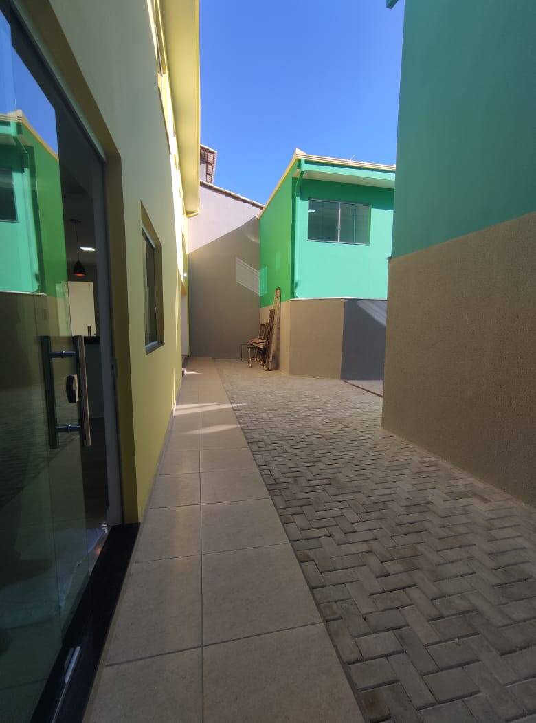 Casa Duplex à venda no Santa Rosa: 