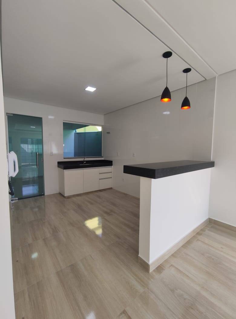 Casa Duplex à venda no Santa Rosa: 