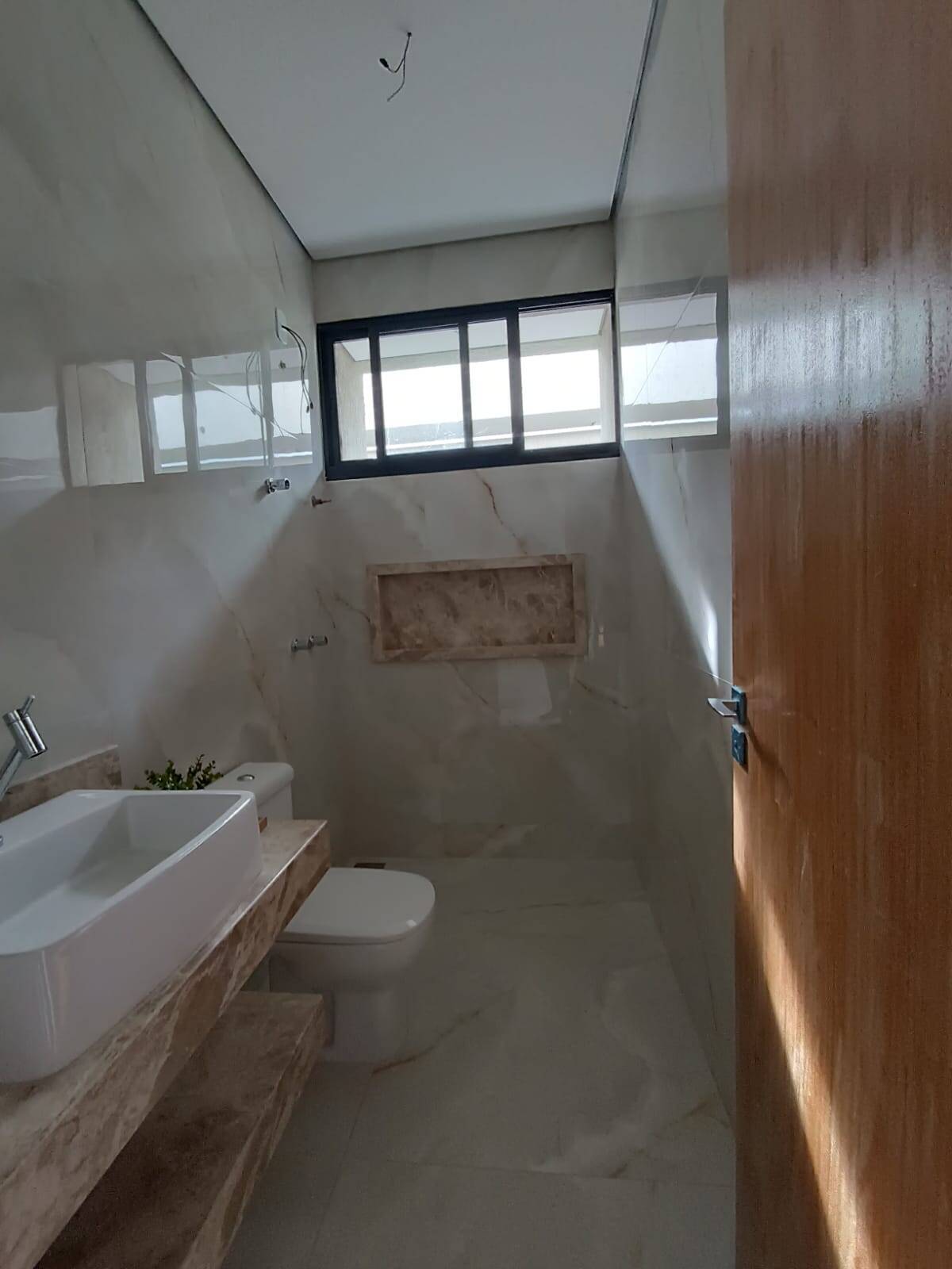 Casa à venda no Ingá: 