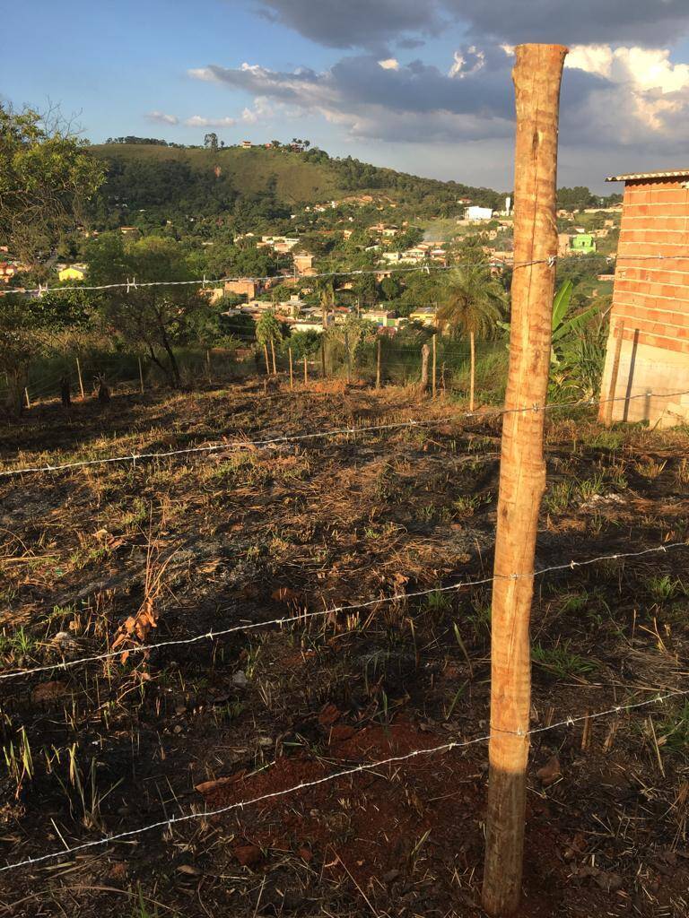Lote à venda no Vale das Acácias: 