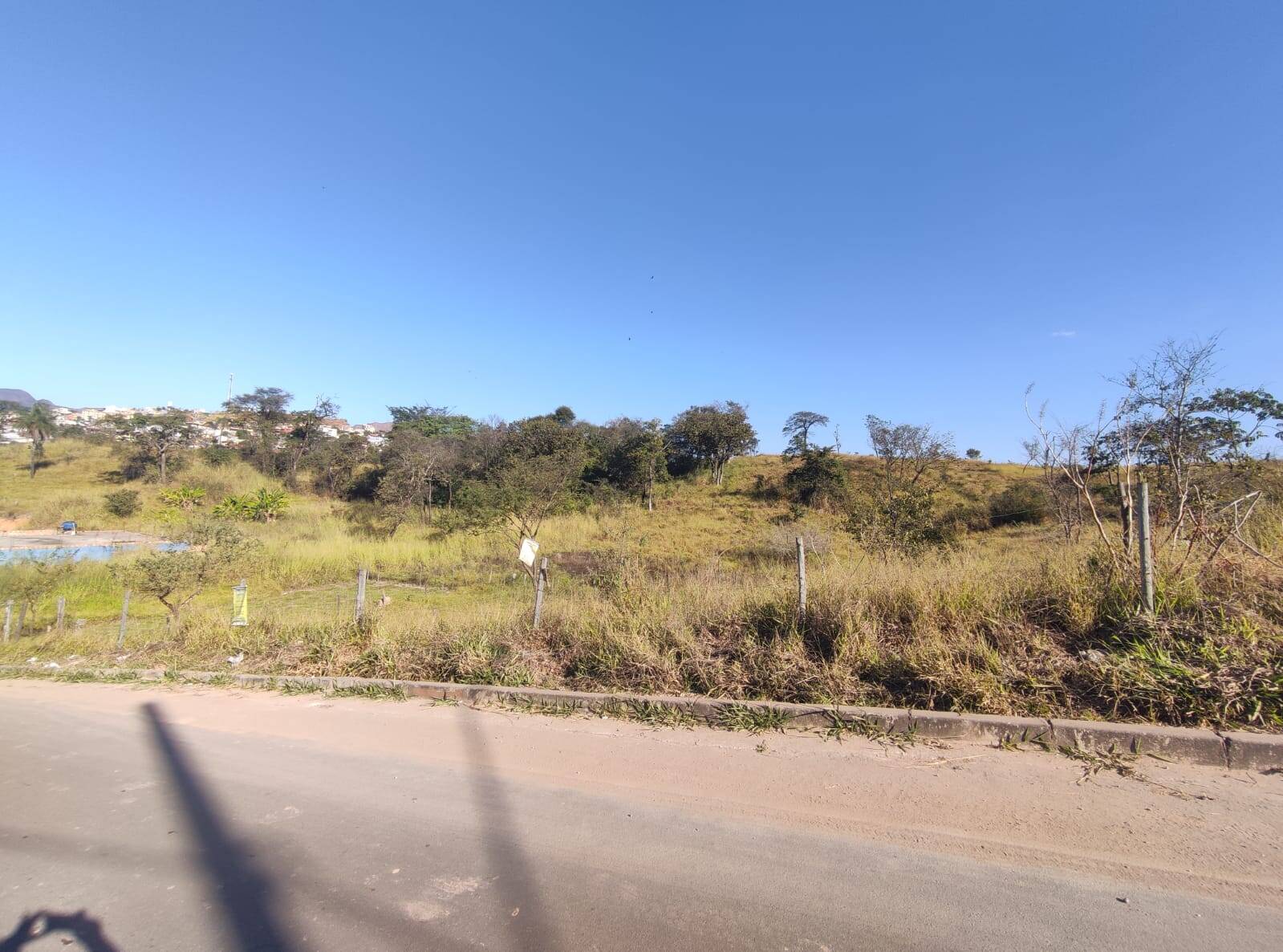 Lote à venda no Santa Cecilia: 