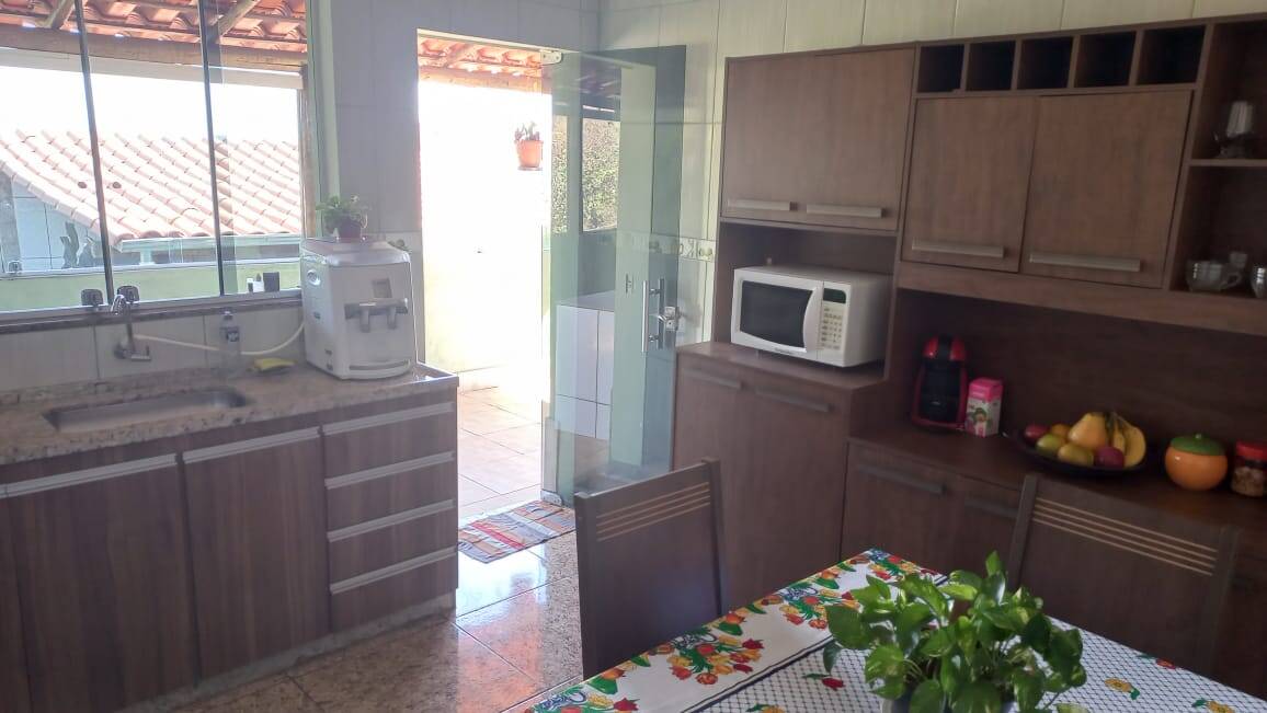 Casa à venda no Serra Azul: 