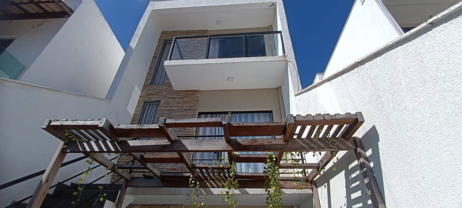 Casa Duplex à venda no Masterville: 