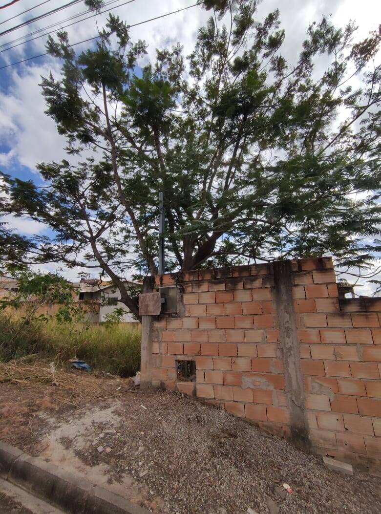 Lote à venda no Serra Azul: 
