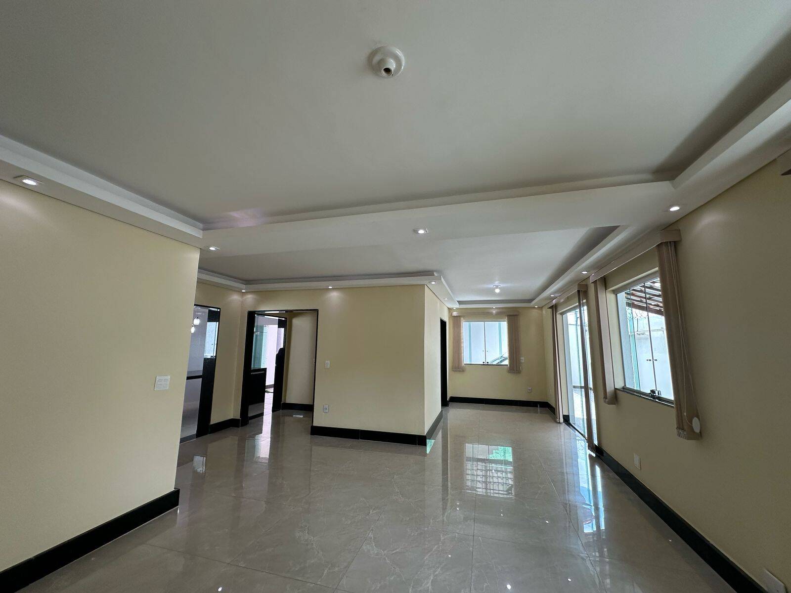 Casa à venda no Centro: 