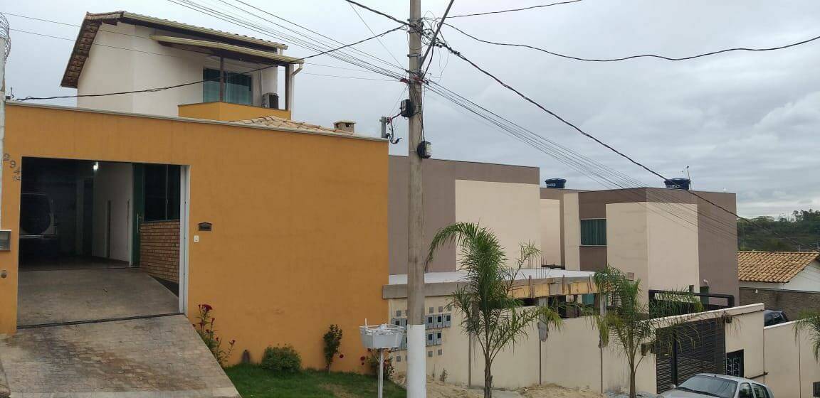 Casa Duplex à venda no Masterville: 