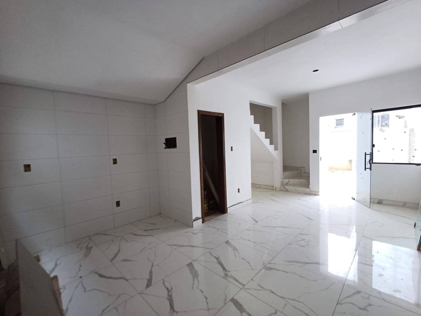 Casa Duplex à venda no Quintas do Godoy: 