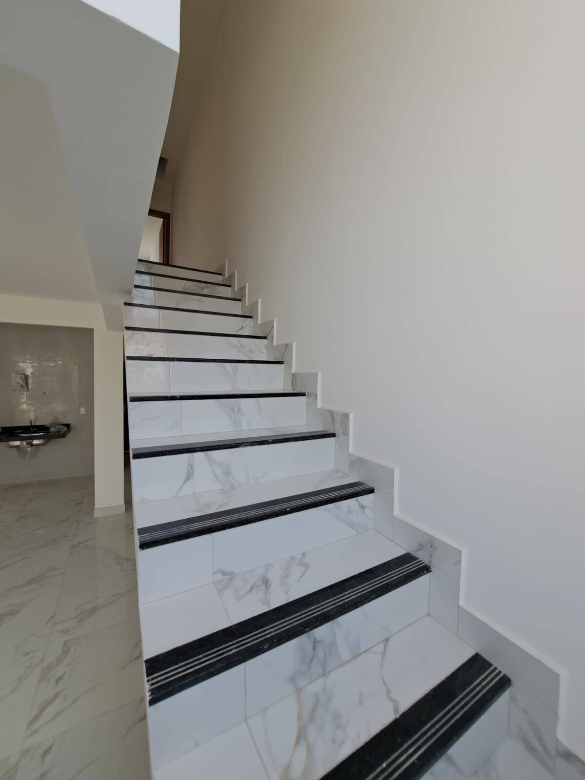 Casa Duplex à venda no Masterville: 