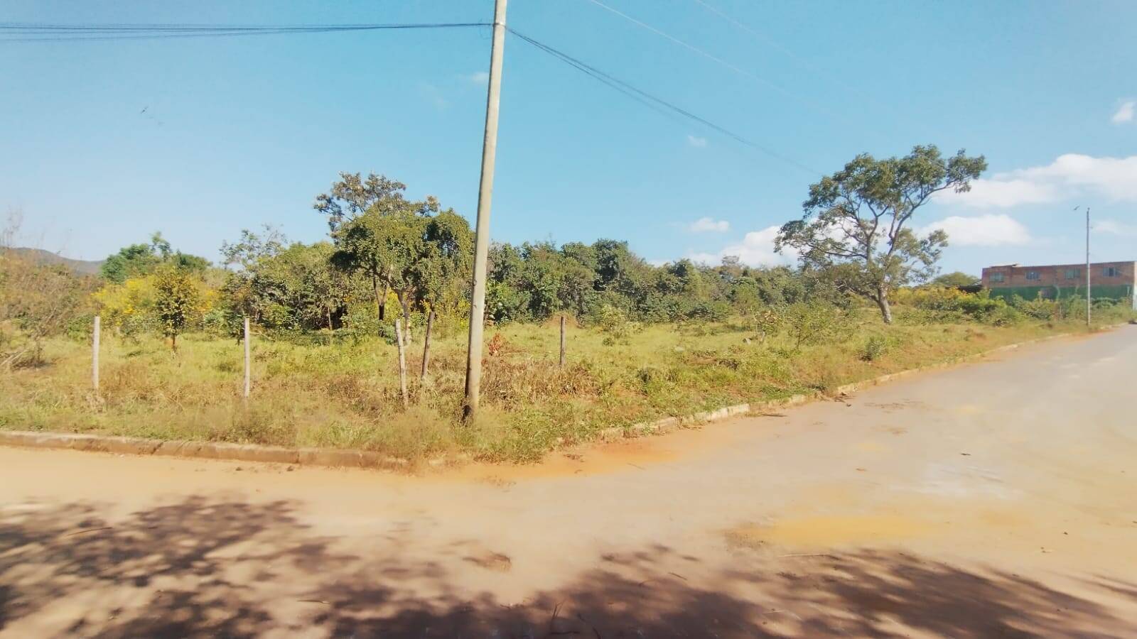 Lote à venda no Estância Serra Verde: 