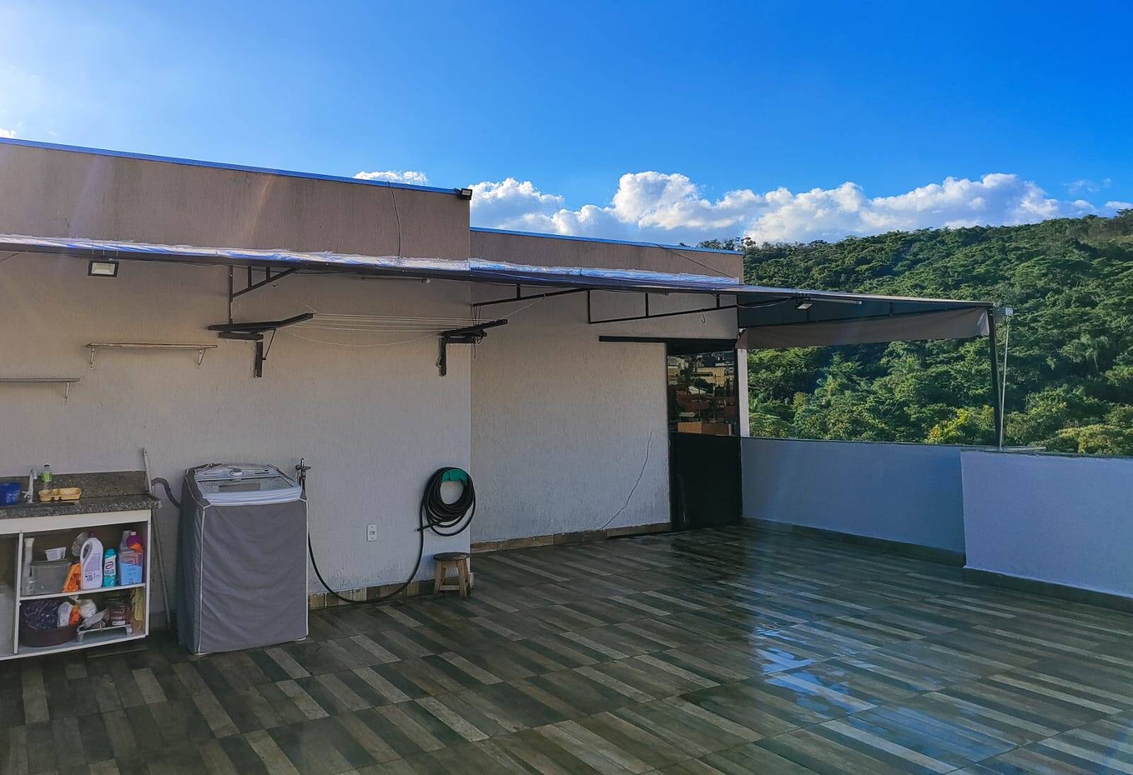 Cobertura à venda no Santa Rosa: 