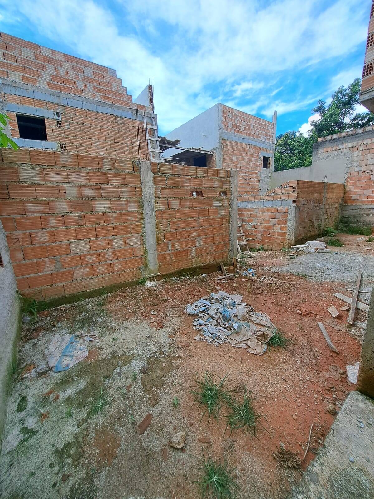 Casa Duplex à venda no Masterville: 