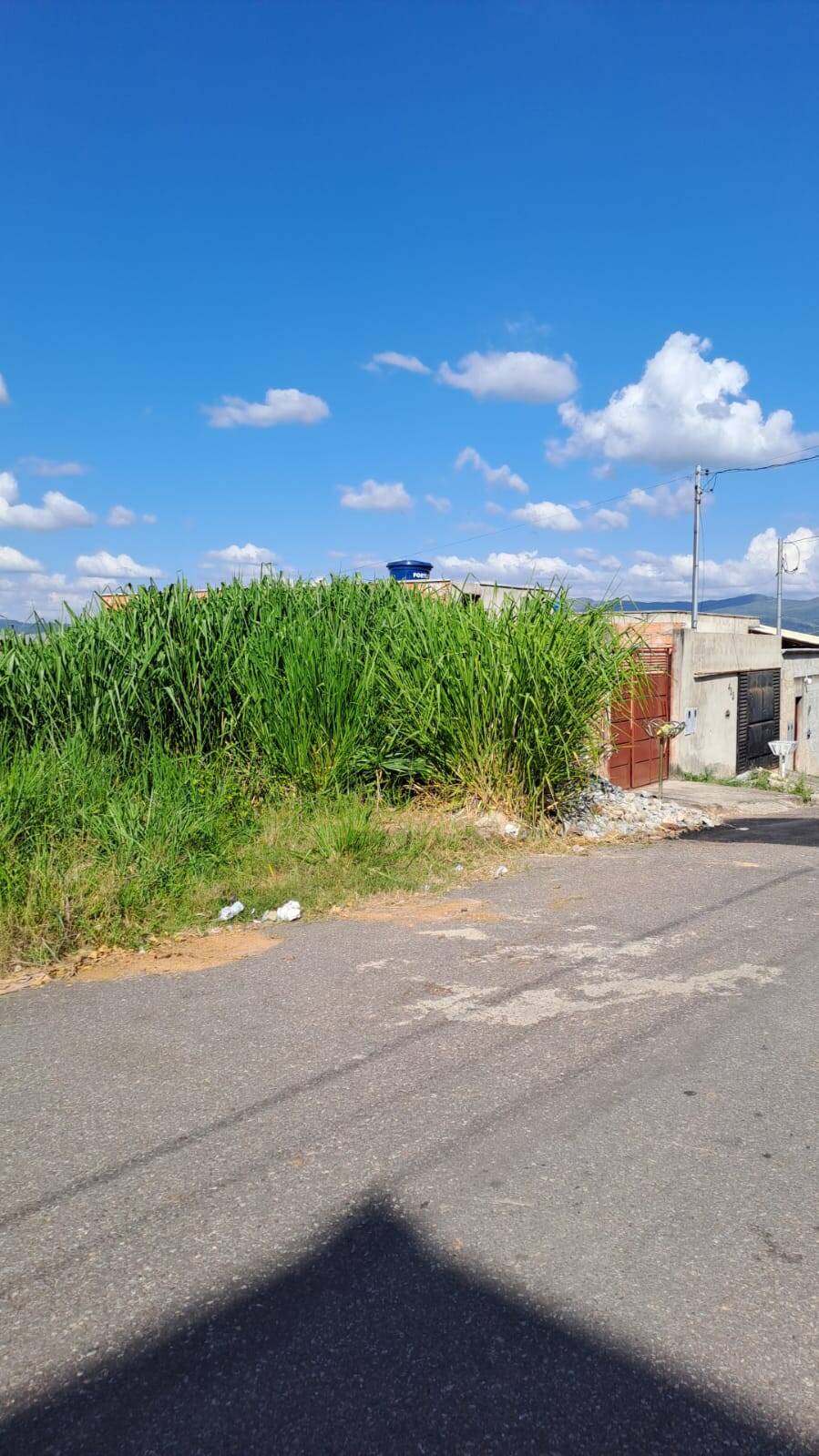 Lote à venda no Serra Azul: 